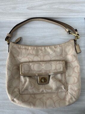 Y2K Coach signature linen and leather Penelope shoulder bag